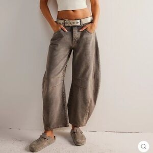 We The Free Barrel Jean (mid-rise)